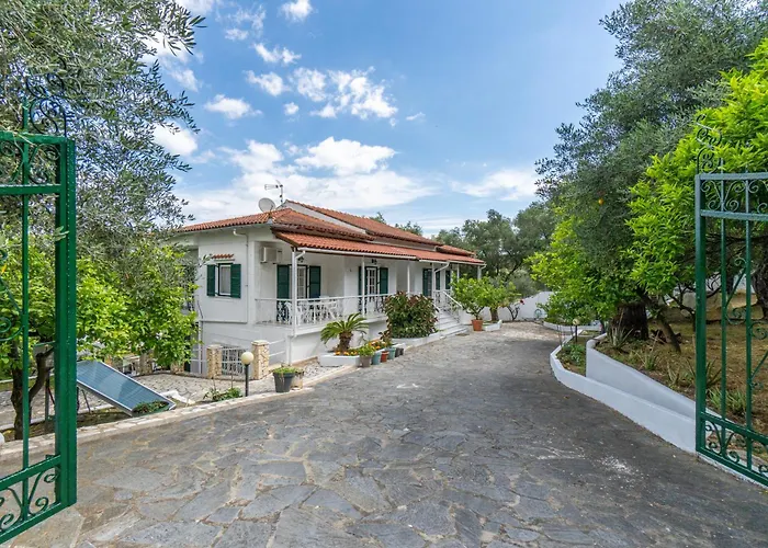 The 2 * Vigglatouri