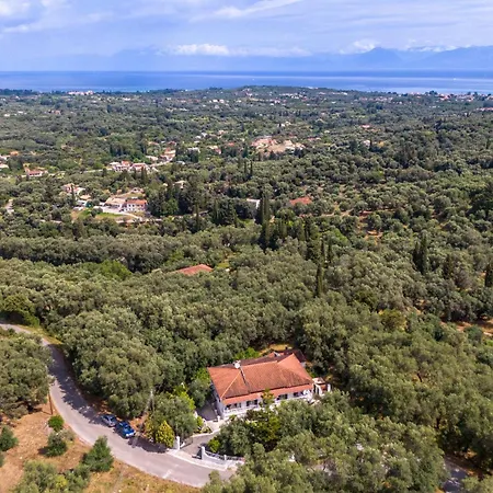 Apartment The 2 Vigglatouri